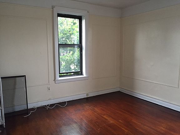 2nd image of 12008 97th Ave #D9