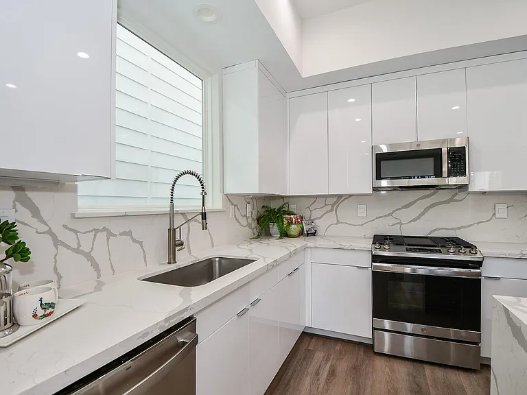 3513 McIlhenny St — Photo 12