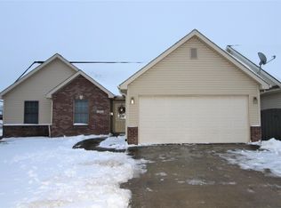 202 S 3rd St, Flora, IN 46929