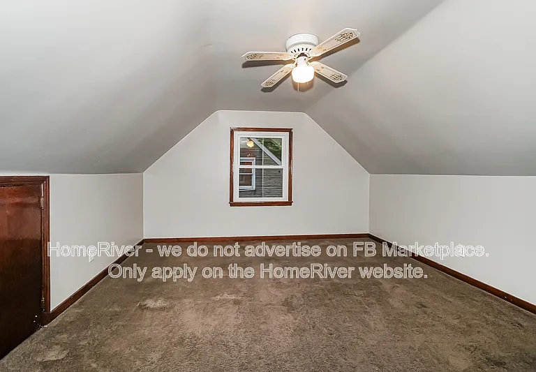 411 Hillview St — Photo 14