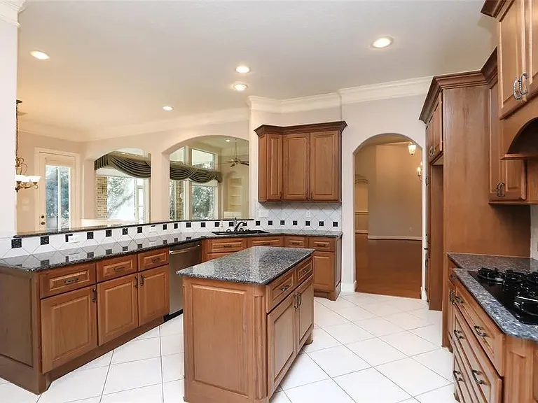 8918 Summerdale Ln — Photo 8