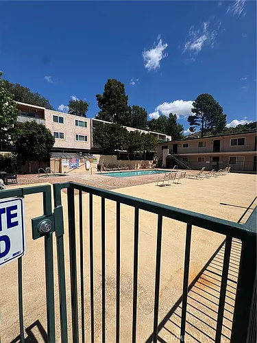 2940 N Verdugo Rd Photo 1