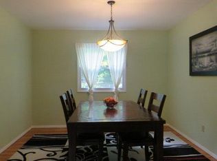 9 Greybirch Ct, Saratoga Springs, NY 12866