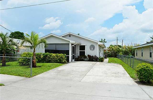 1st image of 14595 SW 169th Dr