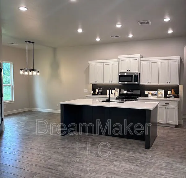 103 Trimble Dr — Photo 4
