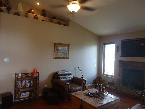 4th image of 249 Chardonnay Ln