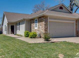 1407 Quinn Ct, Lawrence, KS 66049
