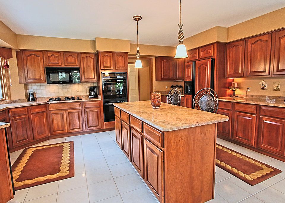 2nd image of 14123 Timberwyck Dr