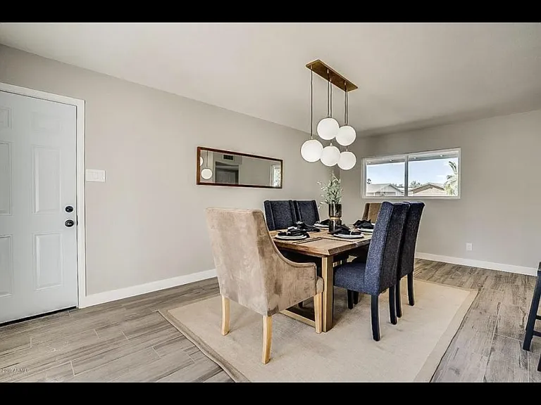 1045 E Carson Dr — Photo 12