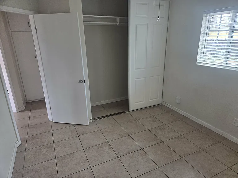 135 Elkwood Ave — Photo 5