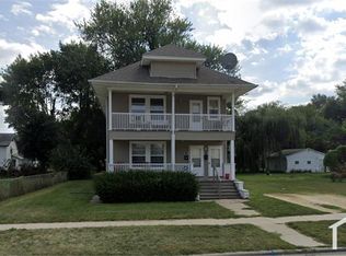 1412 Elm St #1, Rockford, IL 61102