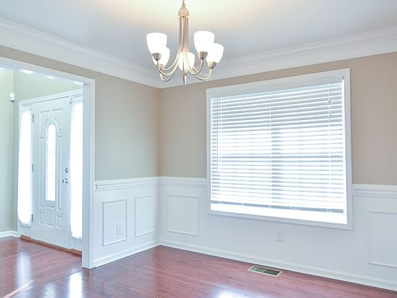 2nd image of 3361 Melissa Ln