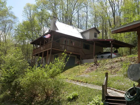 501 Sassafras Rd, Sylva, NC 28779