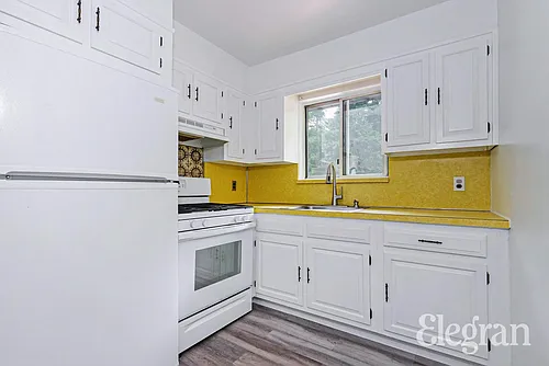 384 Warburton Ave Photo 1