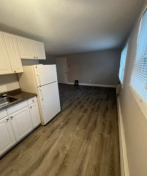 121 Ash St #8 — Photo 4