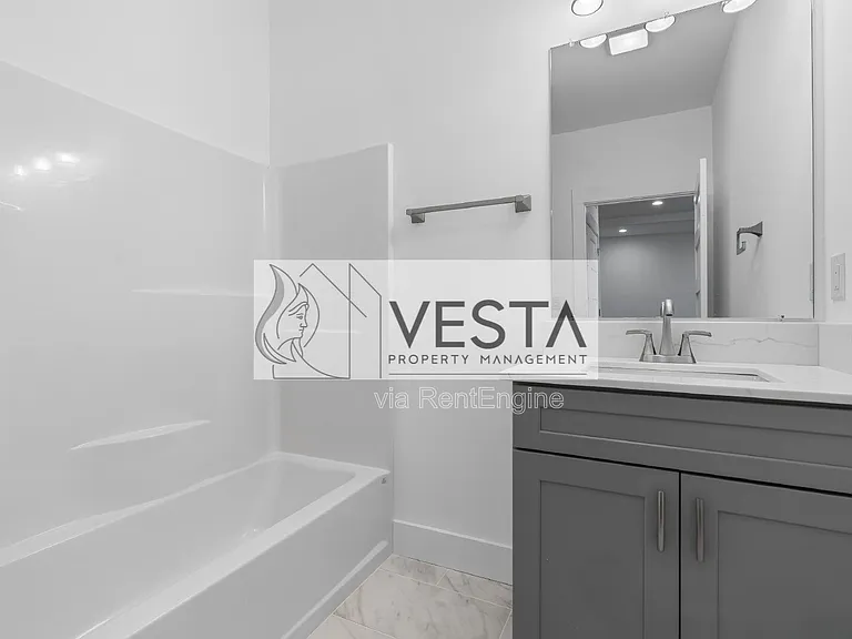 510 Deaverview Rd — Photo 4
