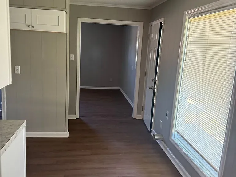 815 Alida Ave — Photo 7