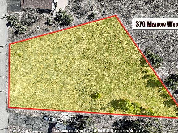 2nd image of 370 Meadow Wood Circle