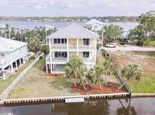 199 W 8th Ave, Gulf Shores, AL 36542