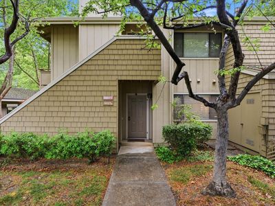 5697 Makati Cir APT B, San Jose, CA, 95123