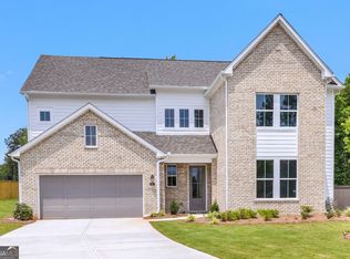 405 Red Wood Ln, Hoschton, GA