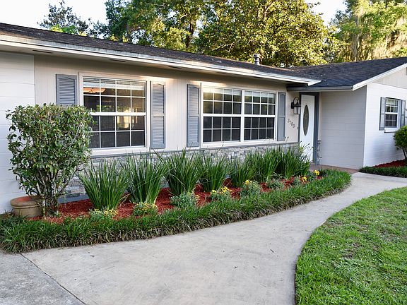 2nd image of 3703 NW 49th Ln