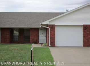 1516 E Proctor Ave, Weatherford, OK 73096