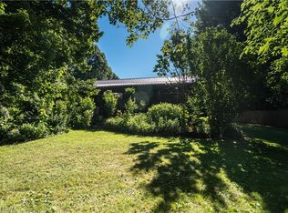 642 Albert Horning Rd, Atwater, OH 44201