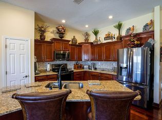 185 Pinehurst Dr, Oakland, TN 38060