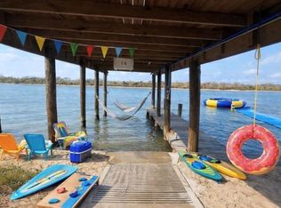 2284 Fm 2031, Matagorda, TX 77457