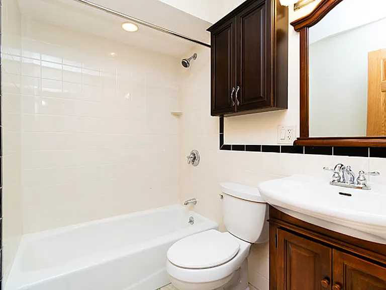 29 Phillips St #1 — Photo 7