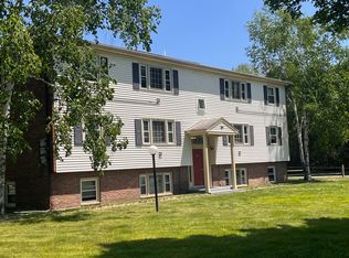 79 Seminary Hl, West Lebanon, NH 03784
