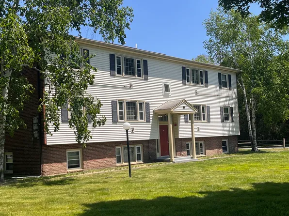81 Seminary Hl APT 9, West Lebanon, NH 03784