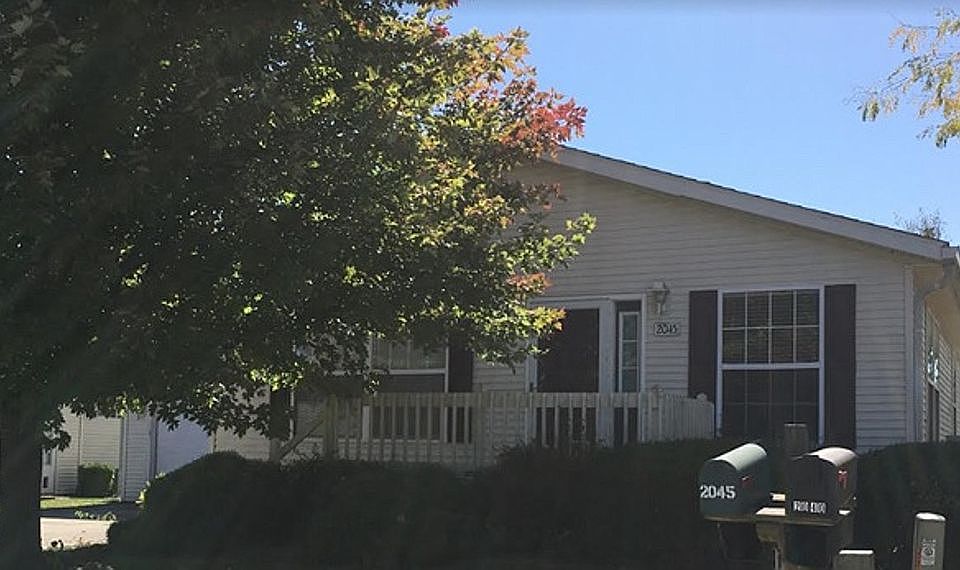 2045 Seaport Dr Street View