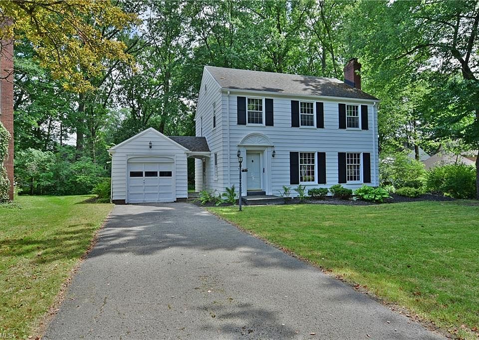 1st image of 141 Alburn Dr