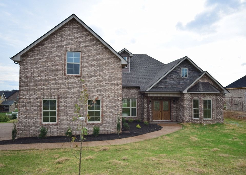 1st image of 201 Caroline Lee Dr