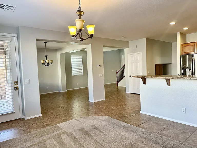 8350 S Pioneer Way — Photo 10