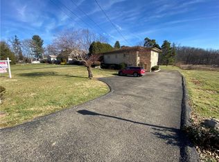 640 E McMurray Rd, Mcmurray, PA 15317