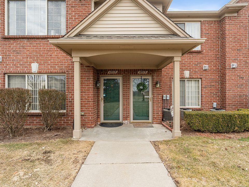 45515 Hidden View Ct