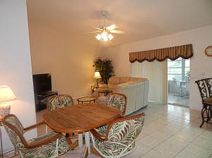 5th image of 493 NW Casanova Cir
