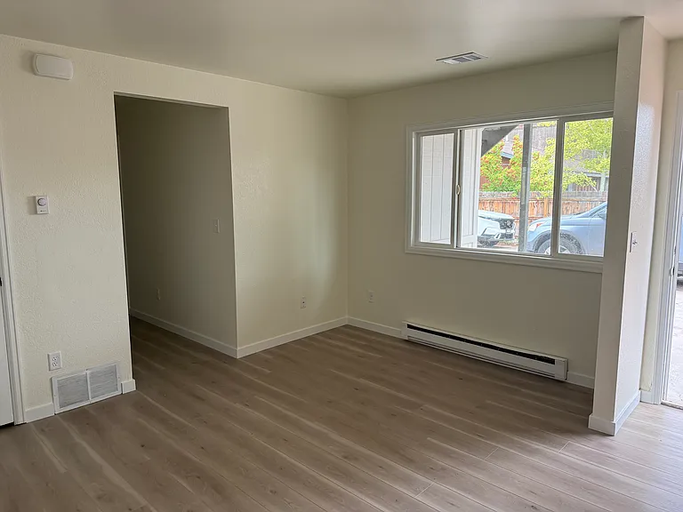 2139 E Hancock St #C — Photo 5