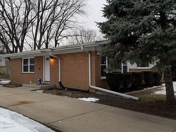 2nd image of 348 Arquilla Dr