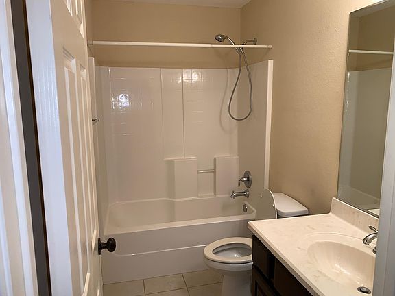 5th image of 818A Avenue B
