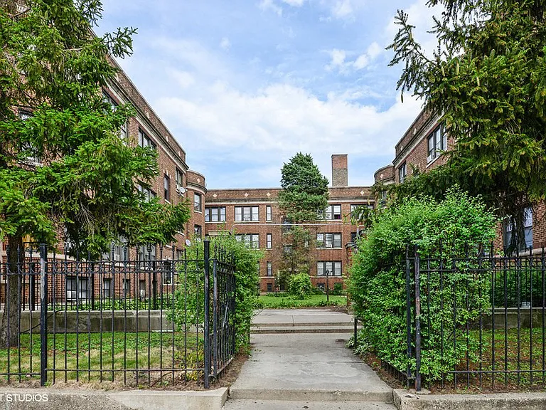 4615-27 N. Ashland Ave. — Photo 1