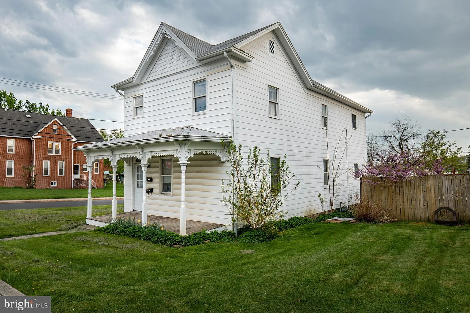 20 W College Ave photo 1