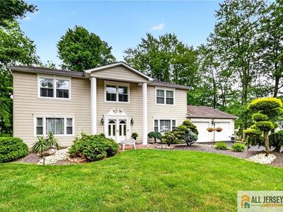 3 Driftwood Ct, Monroe Township, NJ, 08831