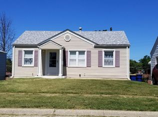 10737 Saint Lawrence Ln, Saint Ann, MO 63074