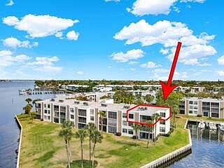 5th image of 1950 SW Palm City Road #13-301