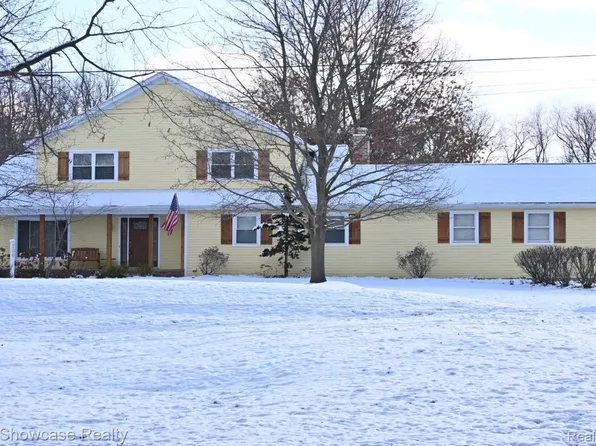700 Pueblo, Milford, MI 48381