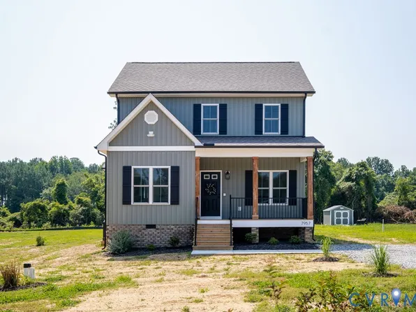 7957 Pennsylvania Ave, West Point, VA 23181